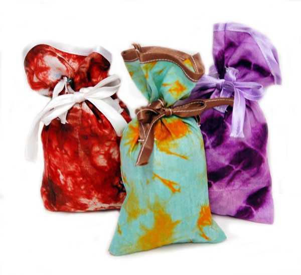 Picture of batik gift bag