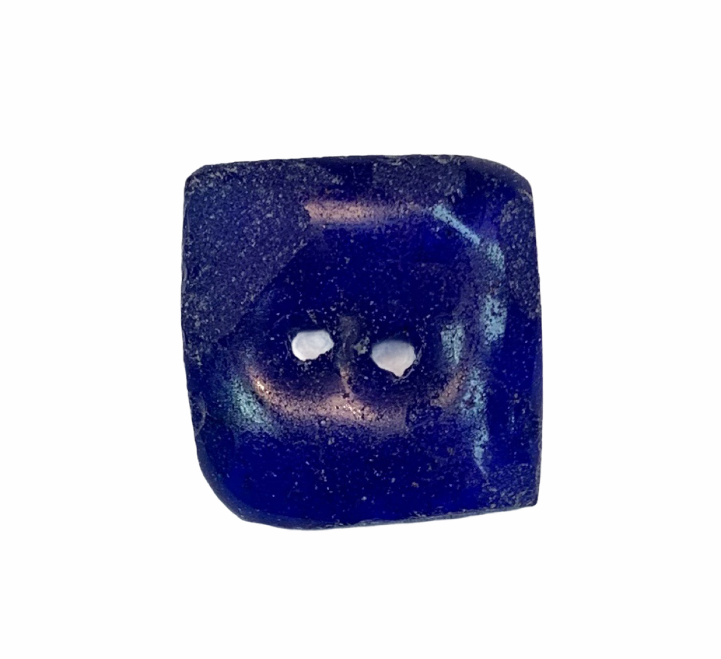 Picture of glass button - square