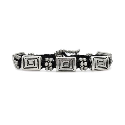 Picture of labyrinth beaded bracelet