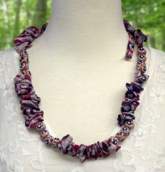 Picture of scrunchie batik necklace