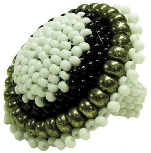 Picture of lamly beaded ring