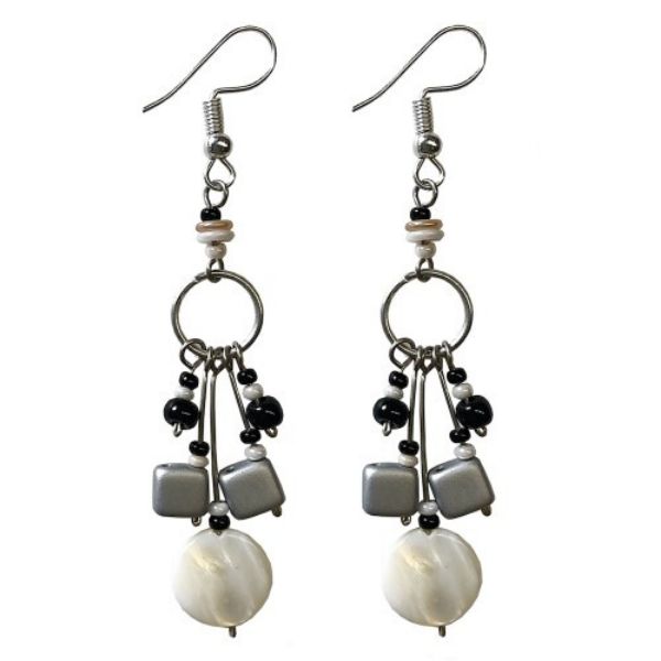 Picture of pearly potpourri earrings