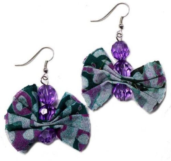 Picture of batik butterfly earrings