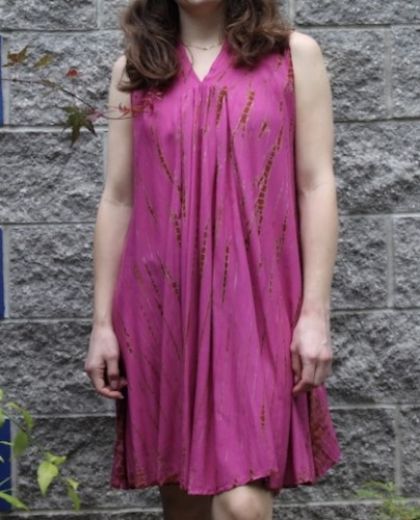 Picture of sleeveless tie dye v-neck dress