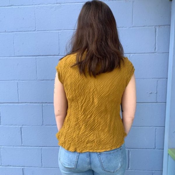 Picture of gauzy coco button top