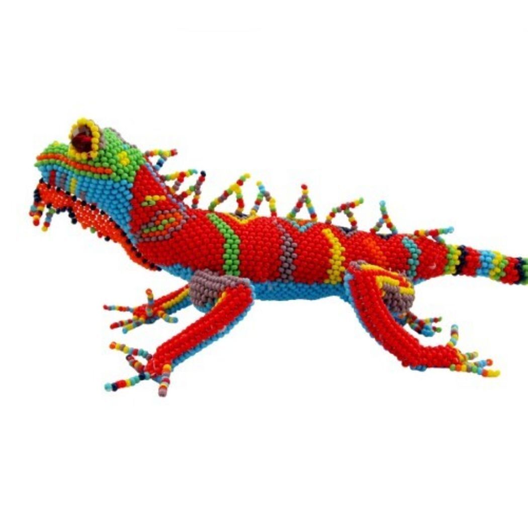 Picture of lively lizard beaded figurine