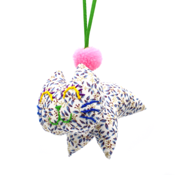 Picture of kitty cat hand stitched ornament