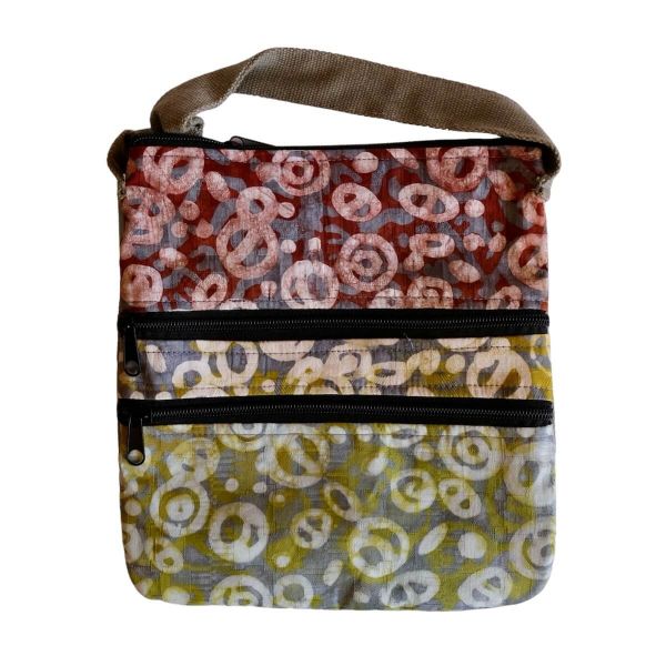 Picture of stripe batik bag