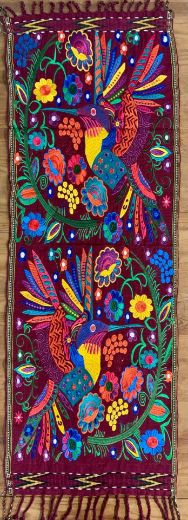 Picture of hummingbird table runner