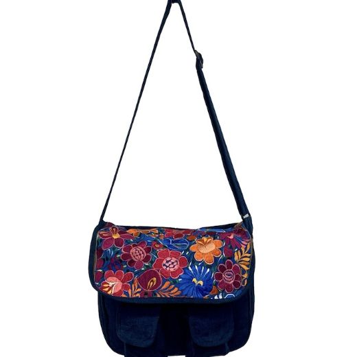 Picture of wild blossom embroidered traveler