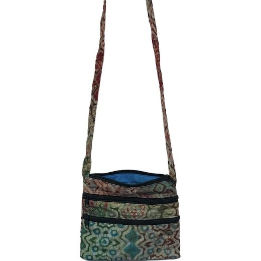 Picture of batik hawaii crossbody bag