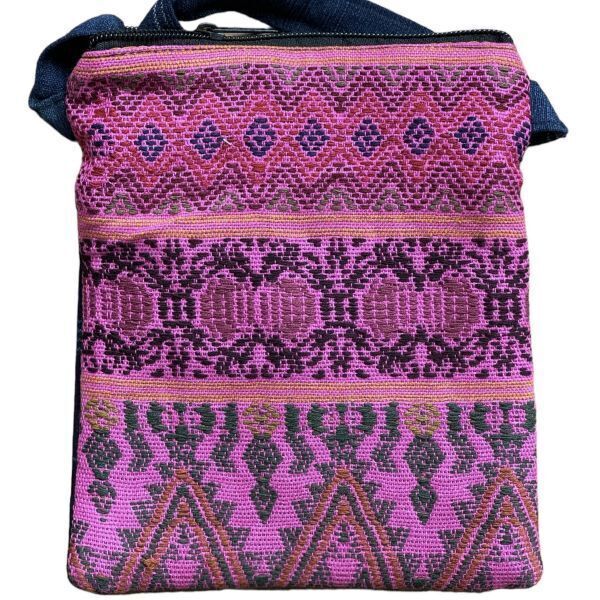 Picture of comalapa passport bag