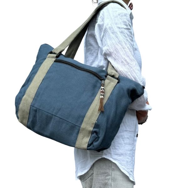 Picture of avenue canvas tote