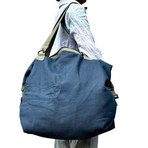 Picture of canvas portfolio bag