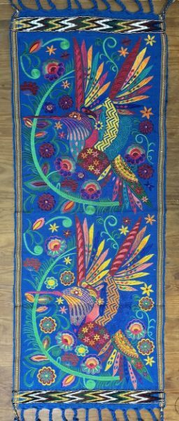 Picture of hummingbird table runner