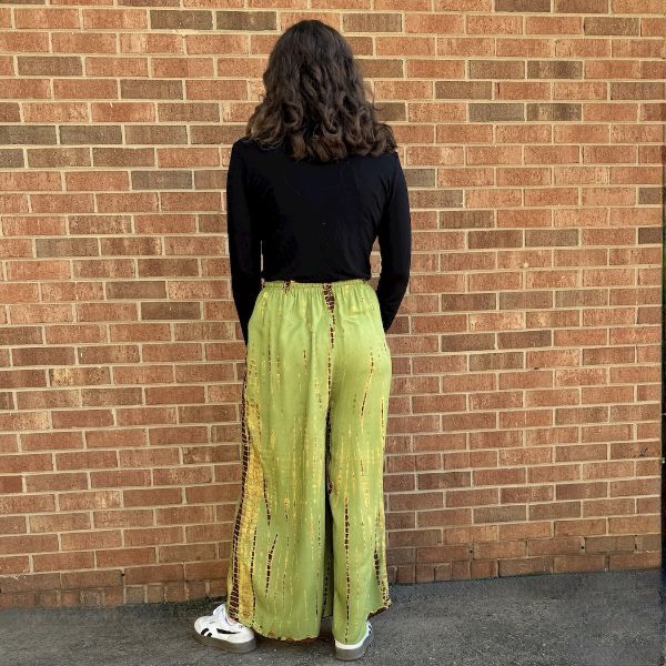 Picture of wide leg tie dye pants