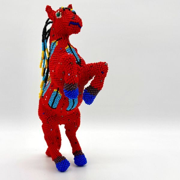 Picture of beaded jumping horse - large