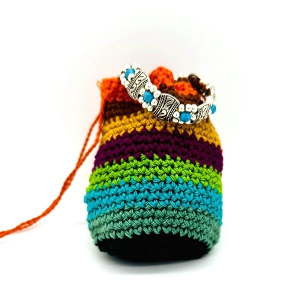 Picture of crochet gift bag